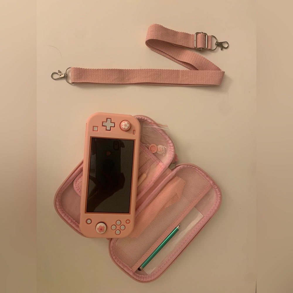 LIKE NEW NINTENDO SWITCH LITE